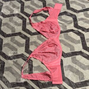 Pink Curvy Couture Racerback bra size 38H